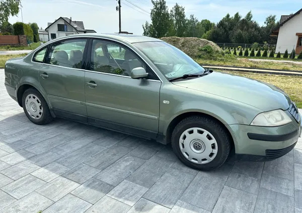 radomsko Volkswagen Passat cena 6500 przebieg: 286000, rok produkcji 2001 z Radomsko